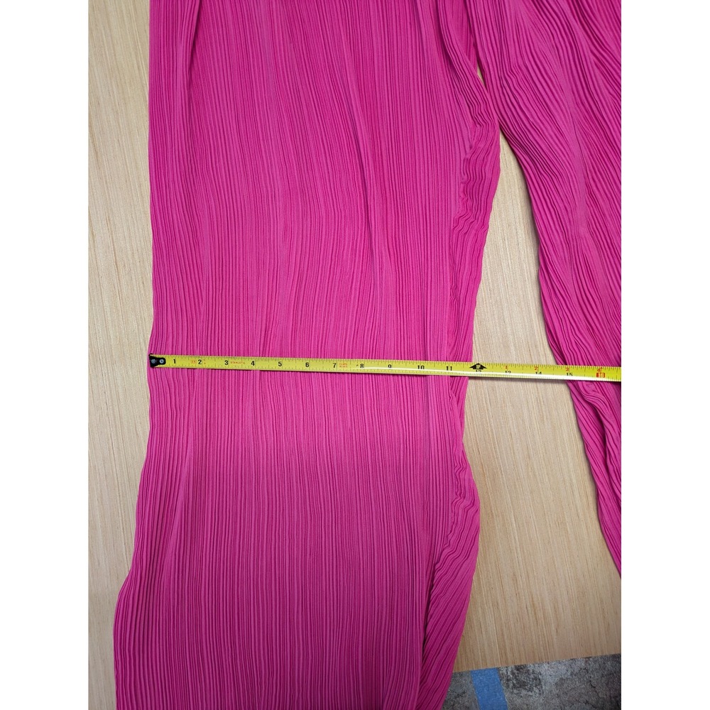 Nasty Gal Petite Pleated Chiffon Wide Leg Jumpsuit Hot Pink V-Neck Size 8 NEW - Picture 2 of 9